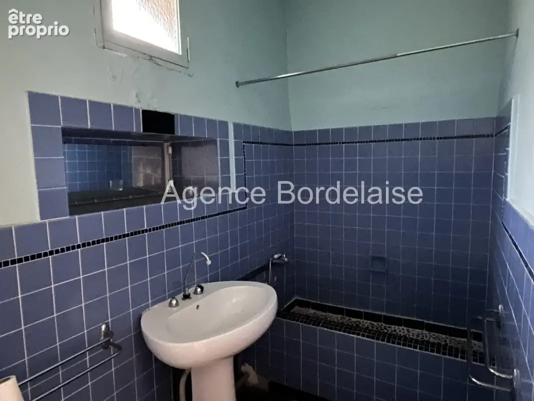 Maison 260 m² à Soulignac  - photo 5