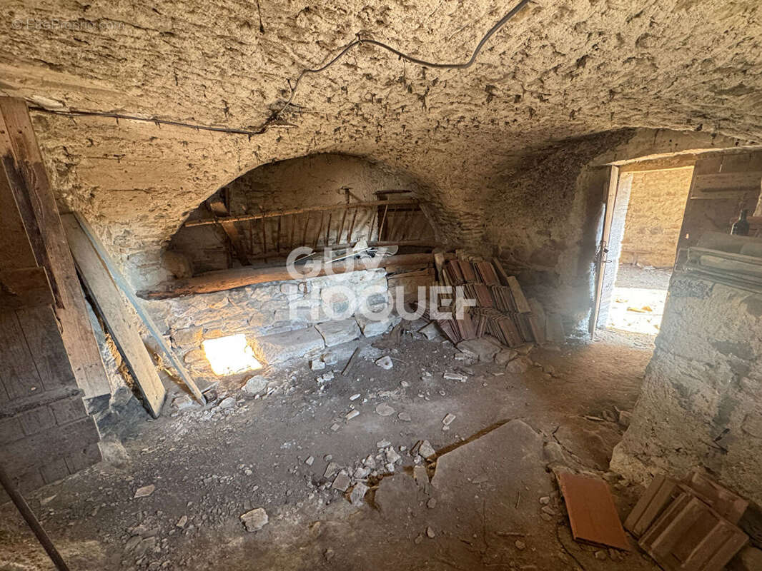 Maison à LACHAPELLE-SOUS-AUBENAS