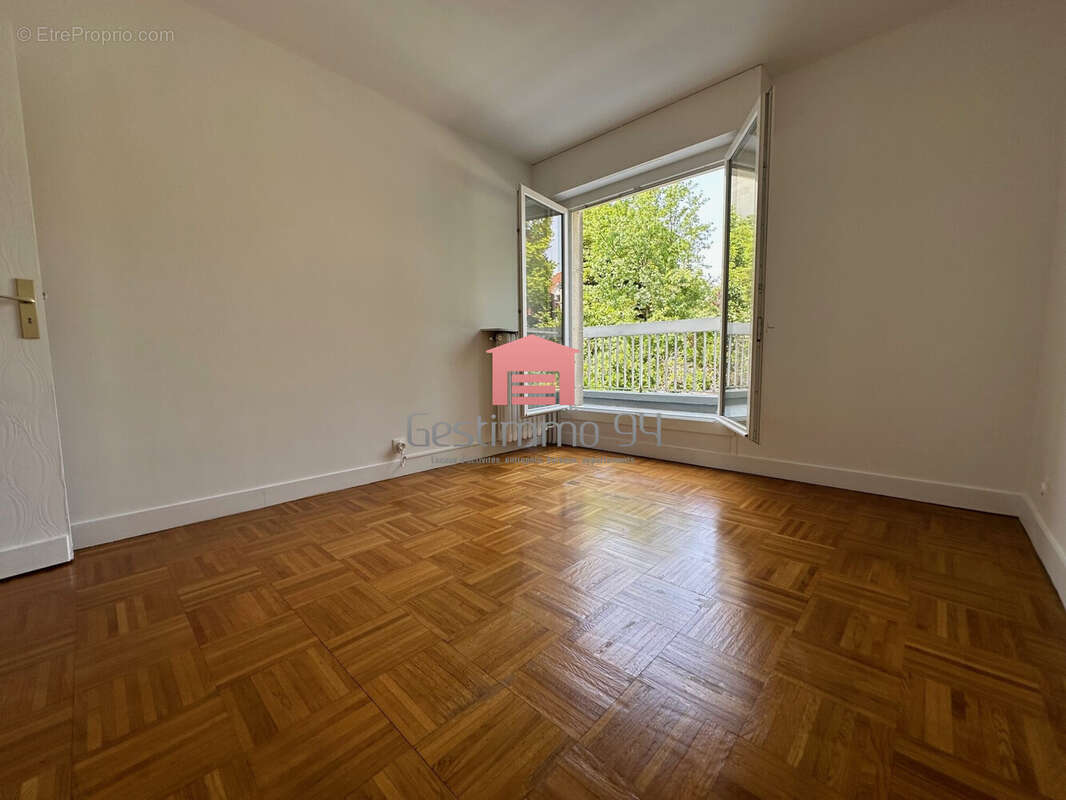 Appartement à FONTENAY-SOUS-BOIS