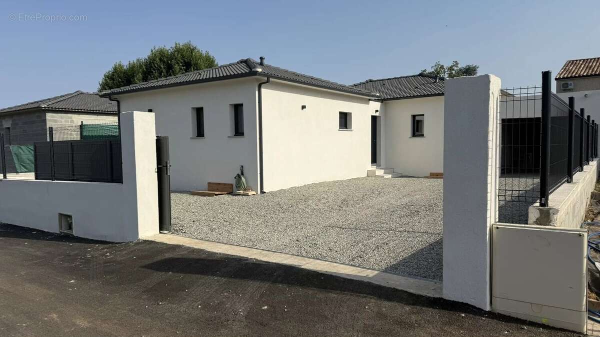 Très belle villa neuve T4 Piscine Garage - photo 31