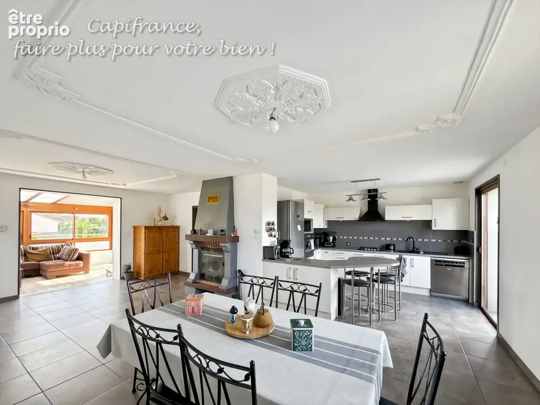 LA CLAYETTE (71) Maison à vendre,150 m², 8 pièces, 5 chambres, piscine sur terrain de 771 m² - photo 3