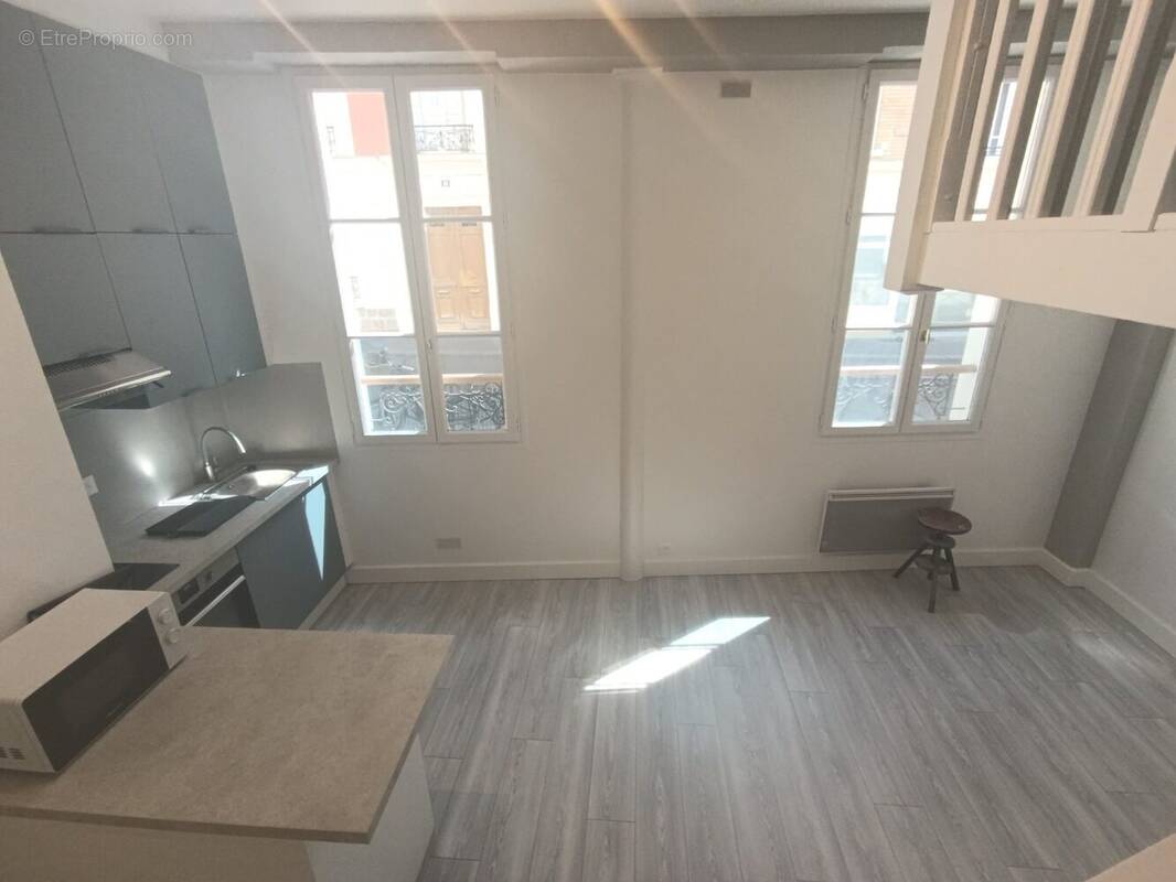 Appartement à PARIS-19E