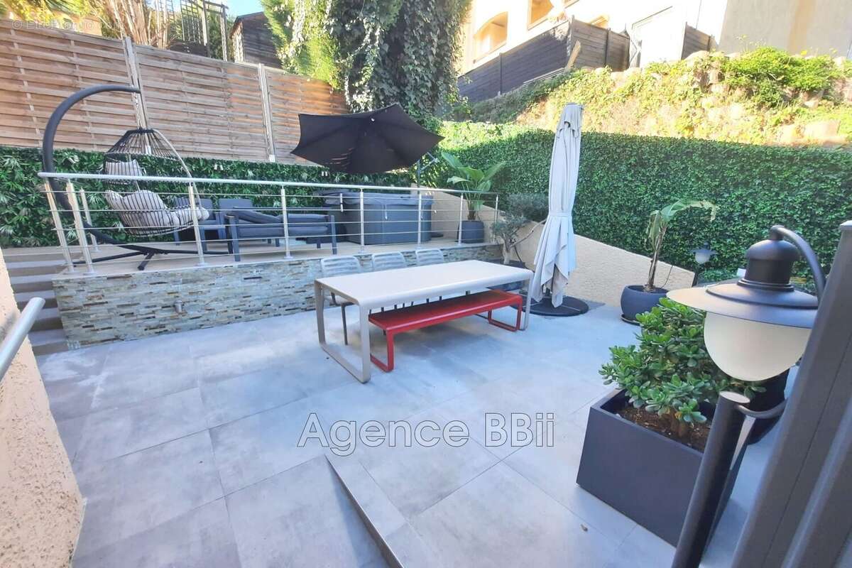 Appartement à CAGNES-SUR-MER