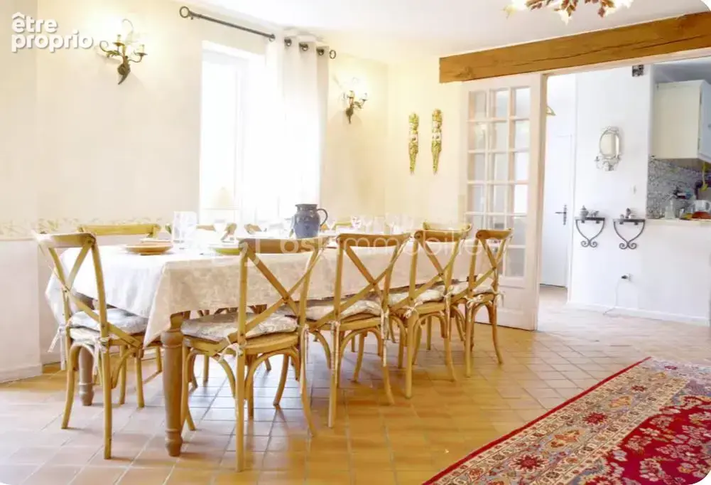 Demeure de caractère du XIXᵉ siècle – 260 m², 6 chambres, dépendance et jardin arboré aux portes de Paris - photo 6