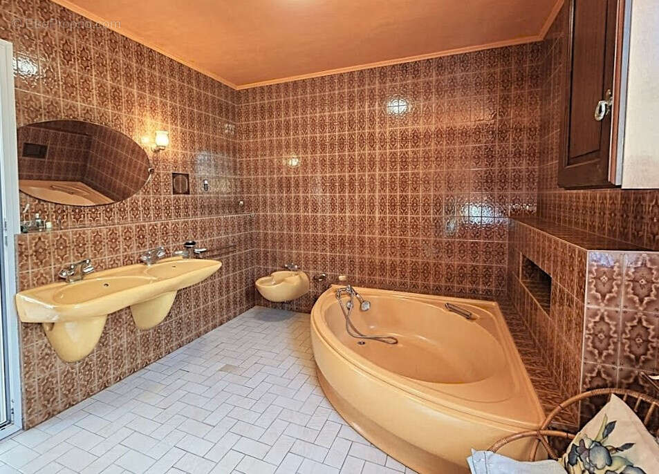 Maison à MONTAYRAL