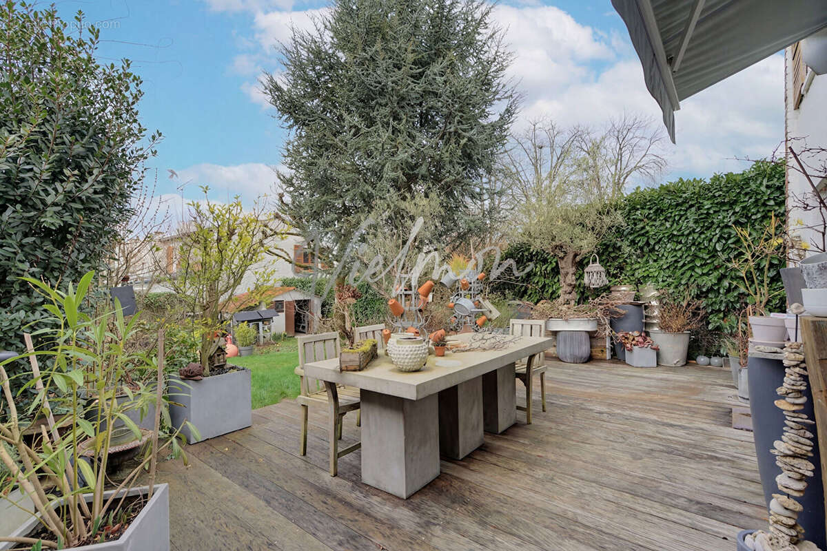 Maison à NOISY-LE-ROI