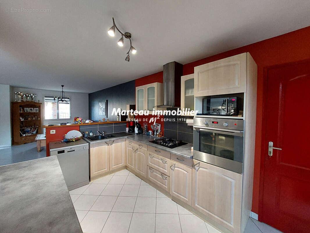 Maison à VOIVRES-LES-LE-MANS