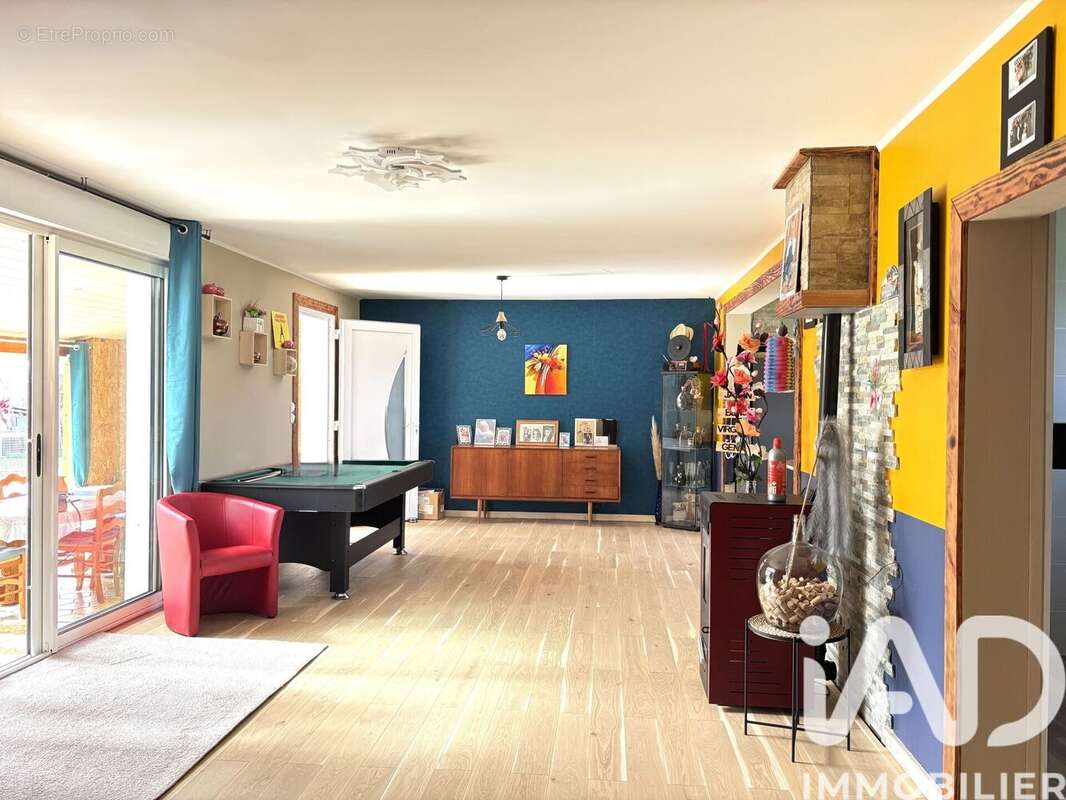 Maison 140 m² à Polignac  - photo 5