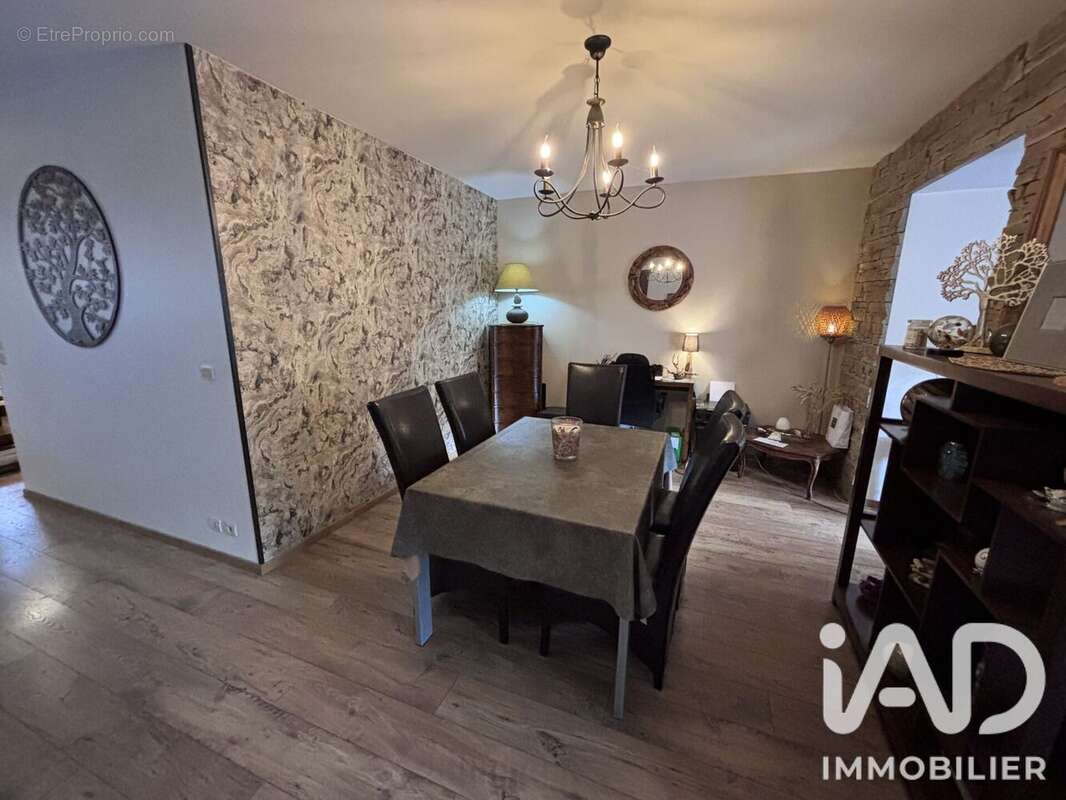 Maison 154 m² à Vaux  - photo 4