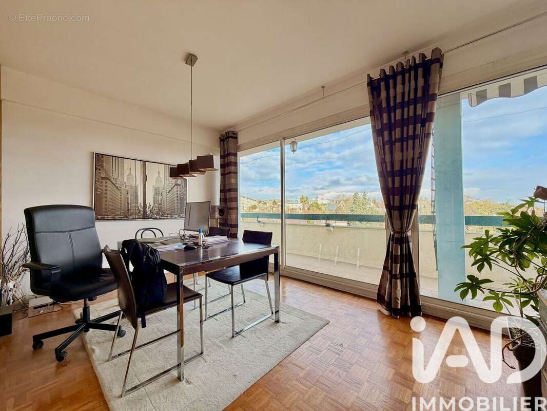 Photo 4 - Appartement à CHATENAY-MALABRY