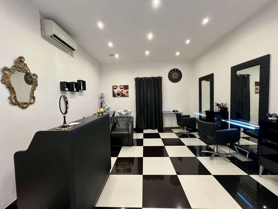 Commerce à MARSEILLE-4E