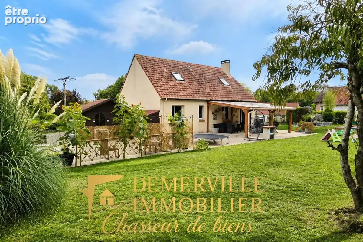 Maison à NEMPONT-SAINT-FIRMIN