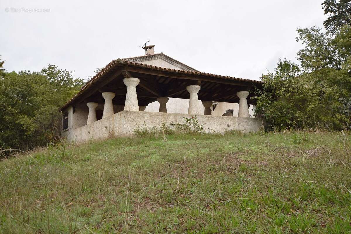 Maison à VERGEZE