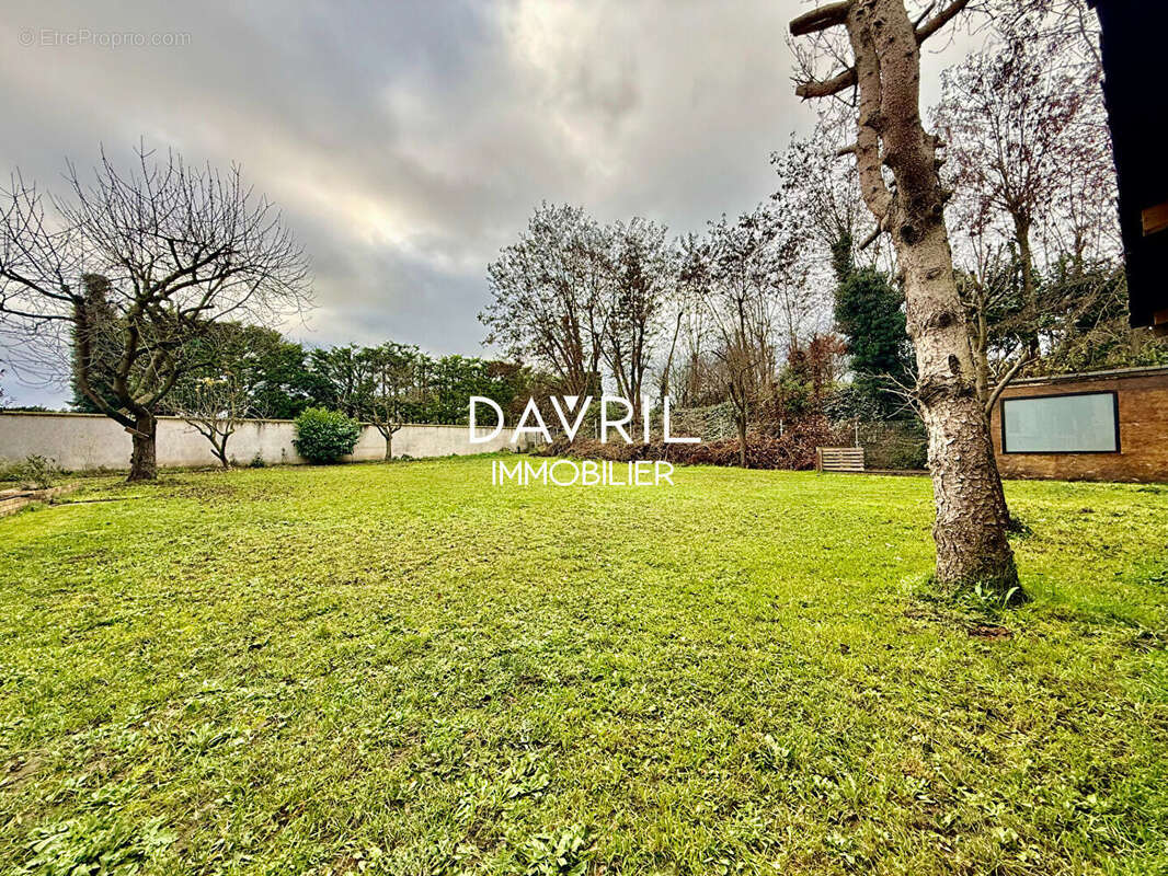 Maison à CONFLANS-SAINTE-HONORINE