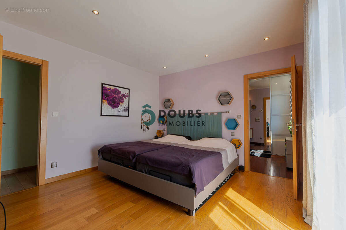 Villa de 487 m² à pierrefontaine-les-varans - photo 10