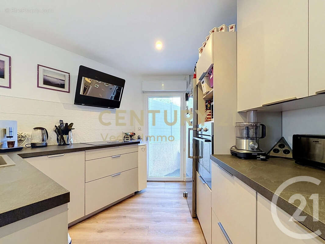 Maison 74 m² à Saint-Jean-De-Vedas  - photo 3