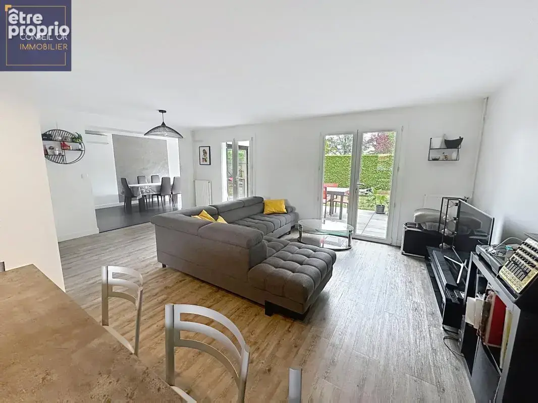 Maison familiale, 3 chambres, refaite à neuf, jardin, terrasse, climatisation - photo 2