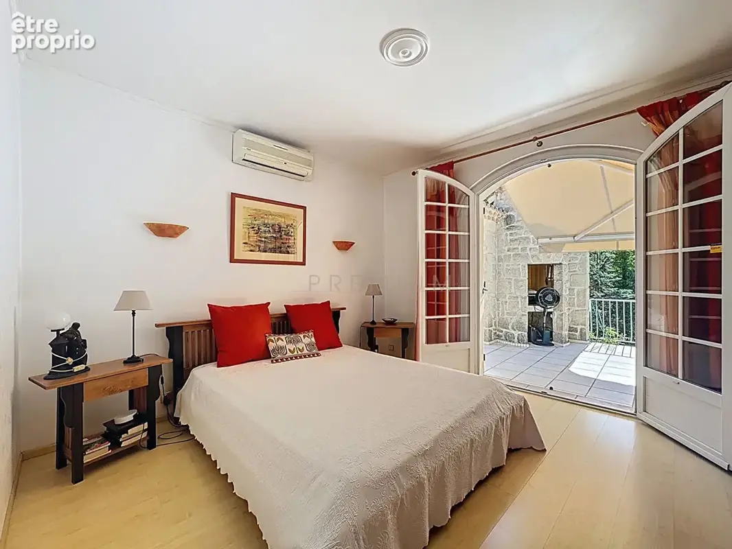 Maison familiale d'exception avec piscine et jardin paysager - photo 5
