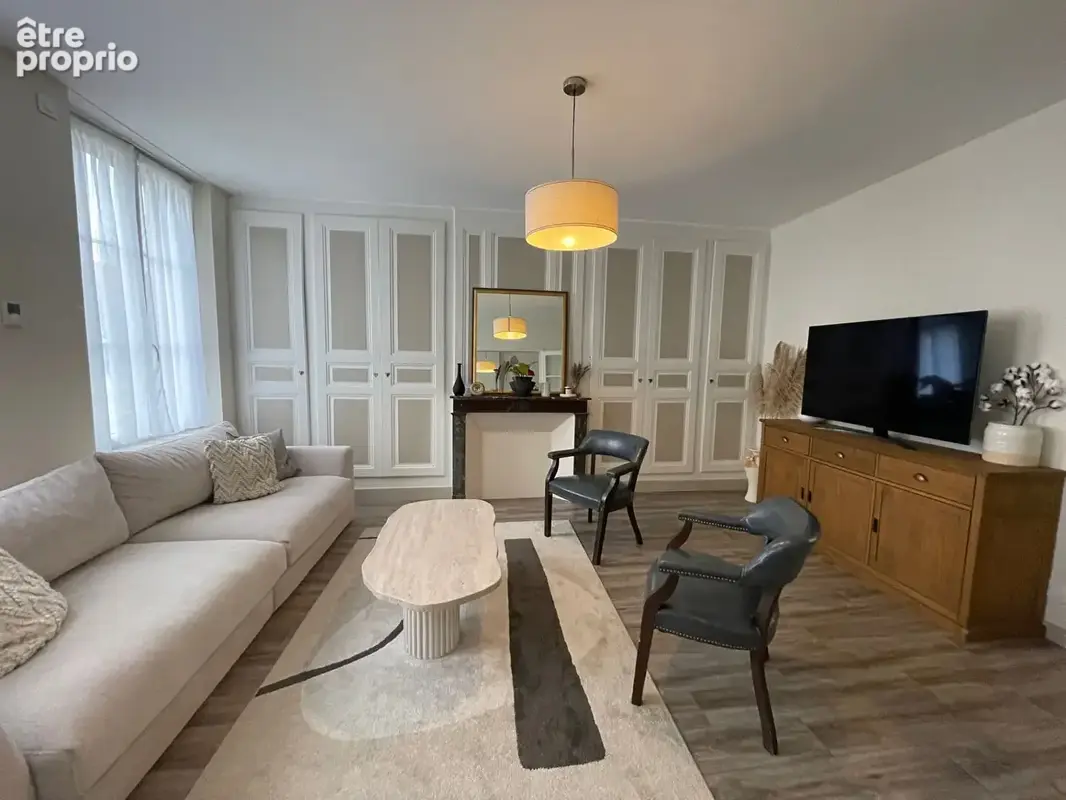 Maison rénovée sur 2373m² de terrain - photo 3