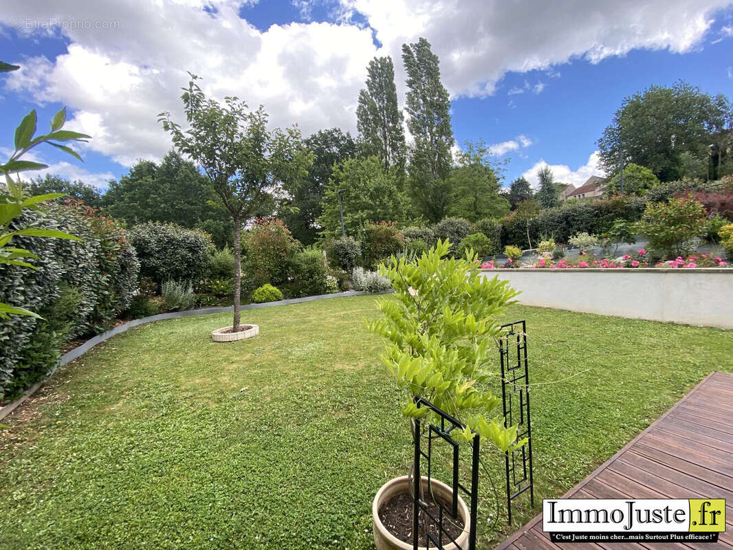 Appartement à MONTFORT-L'AMAURY