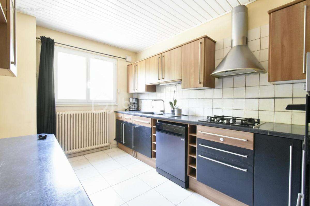 Maison familiale d'environ 135 m² – 4 chambres – Sous-sol total – Jardin clos – Étréchy - photo 7
