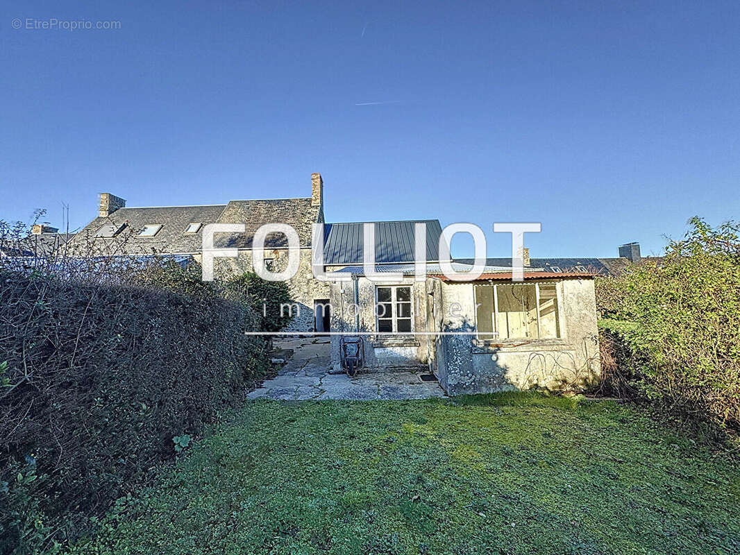 Maison à GOUVILLE-SUR-MER