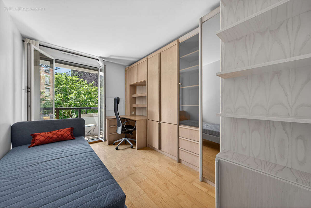 Appartement à PARIS-12E