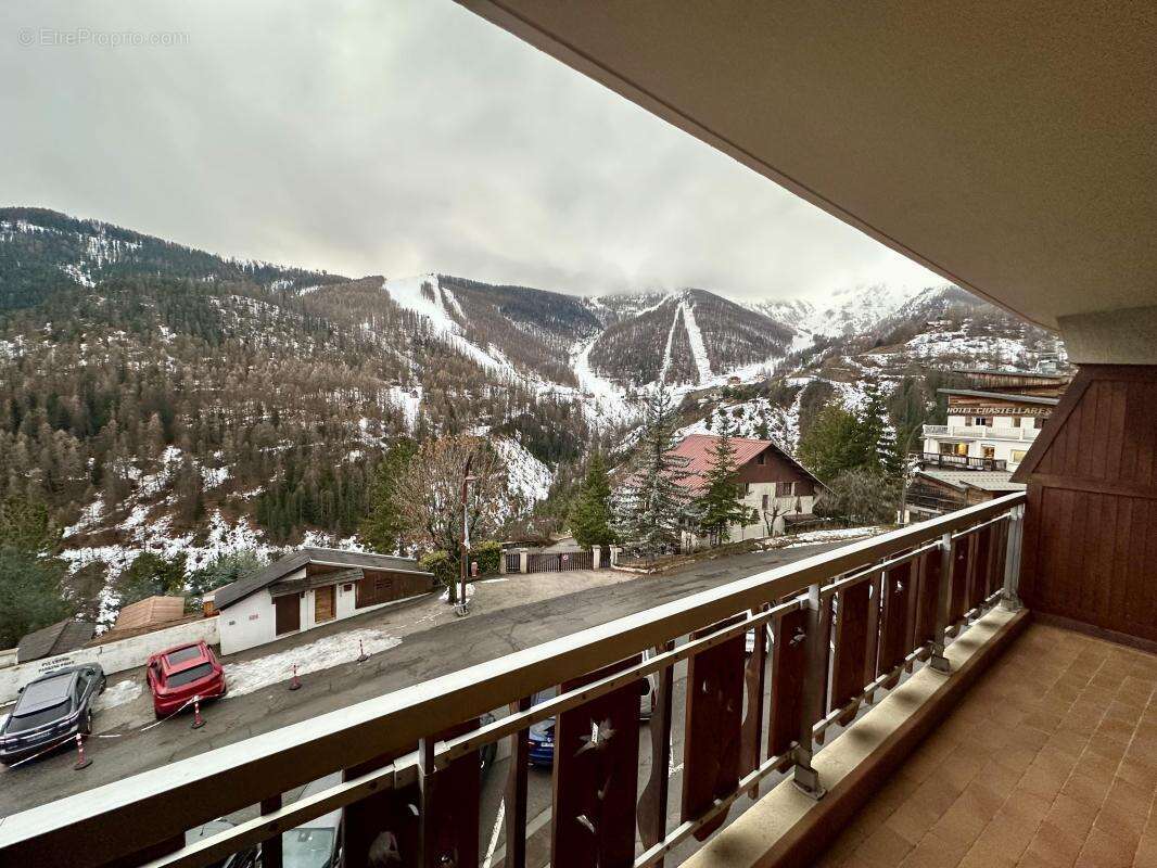 Appartement à SAINT-ETIENNE-DE-TINEE