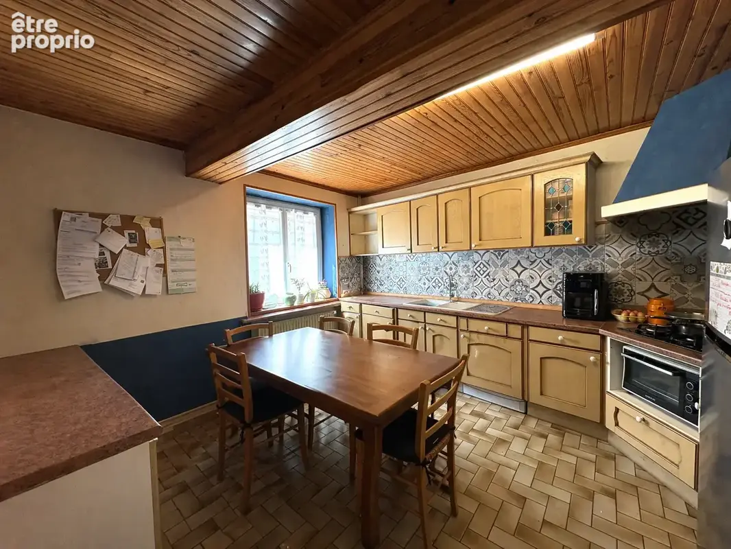 Maison de 86m2 avec nombreuses dépendances - photo 8