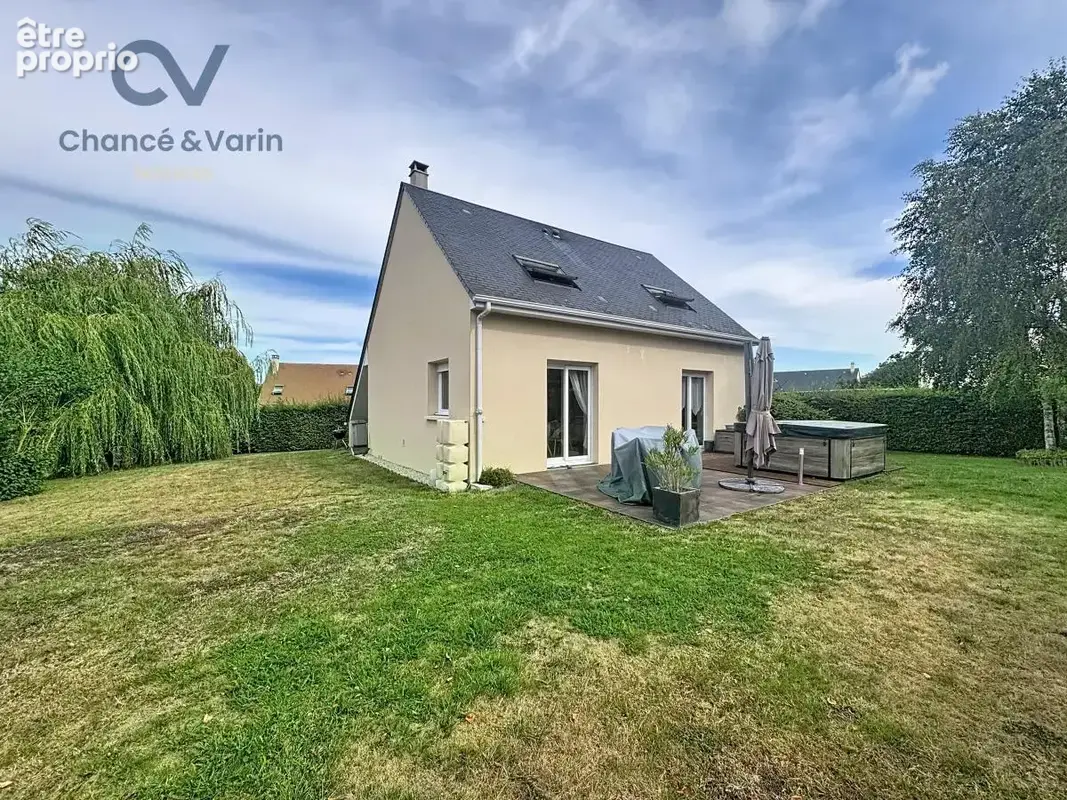 Maison à VILLERVILLE