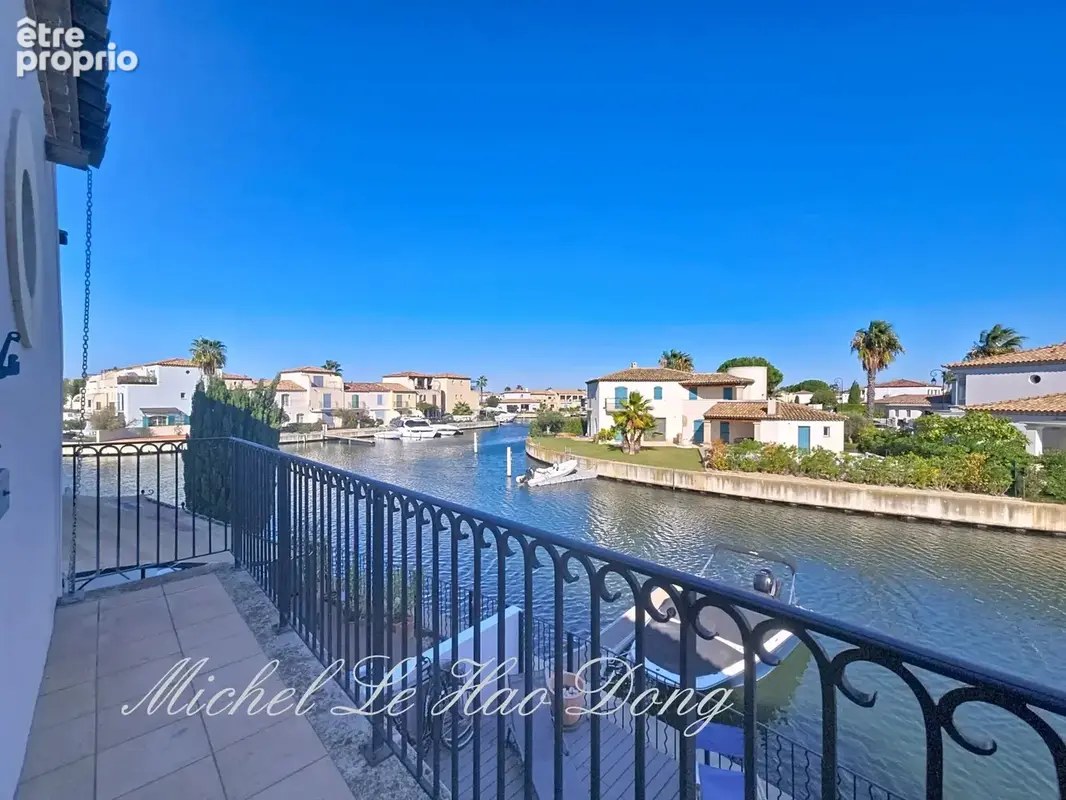 Superbe marina en triplex avec 03 chambres à AIGUES MORTES (30) - photo 12
