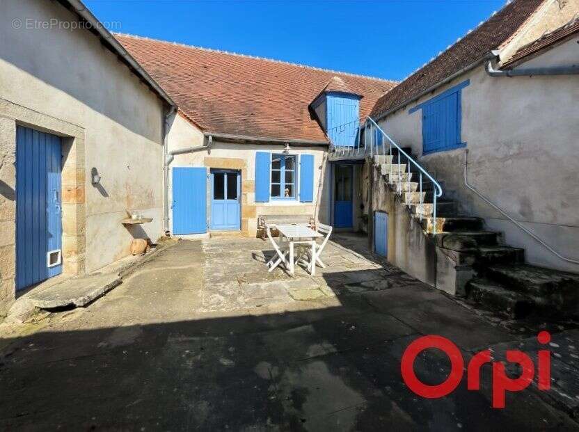 Maison à LE BRETHON