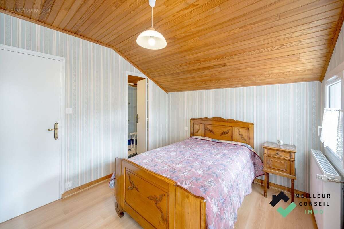 Maison à SAINT-DONAN