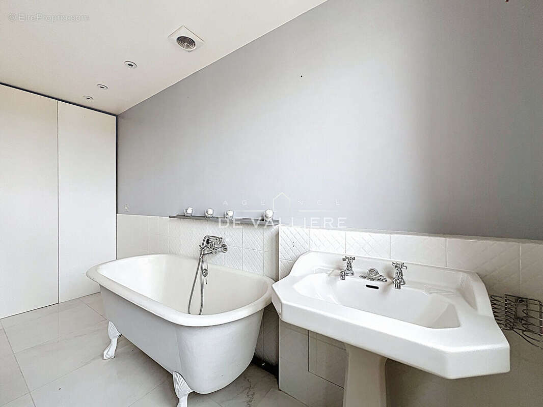 Appartement à RUEIL-MALMAISON