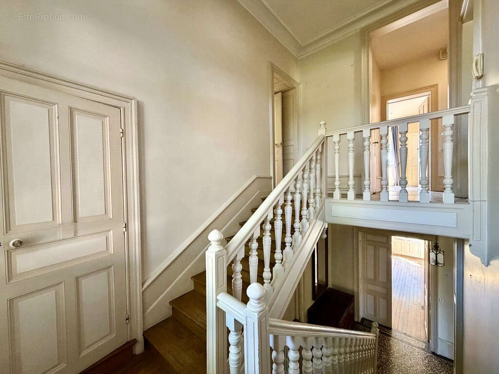 Maison bourgeoise 9 pièce(s) 280m² - sedan - photo 7