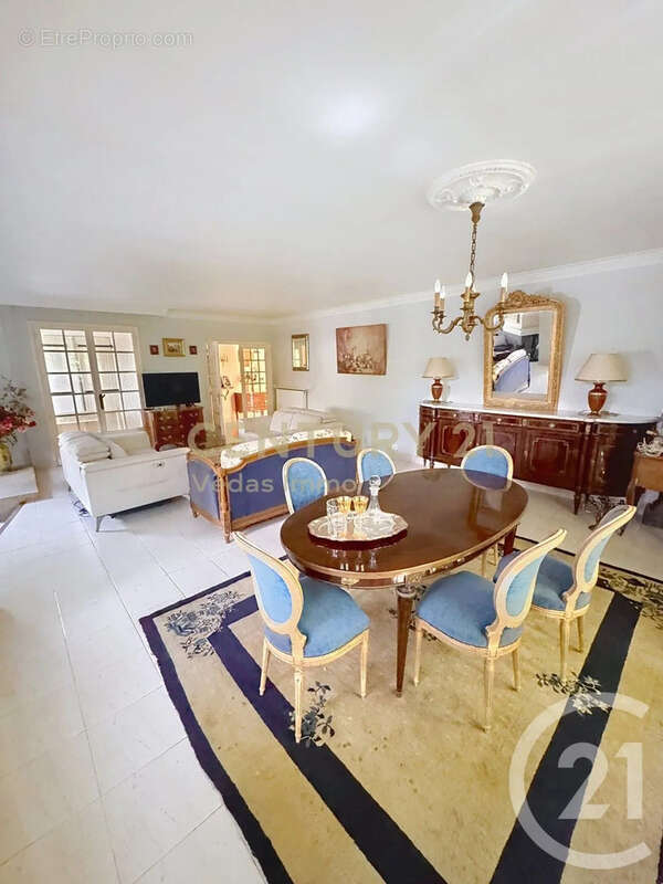 Maison 188 m² à Saint-Jean-De-Vedas  - photo 6