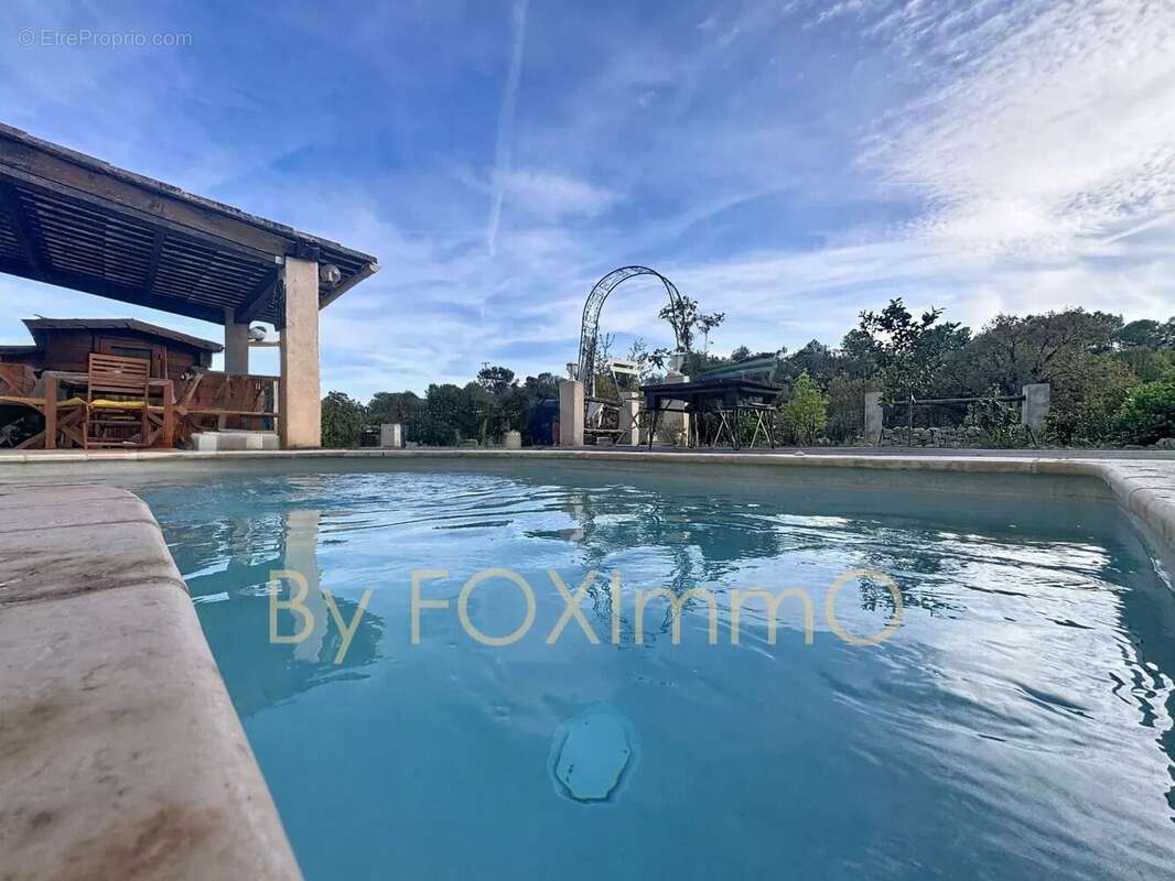 Maison à SAINT-JEANNET