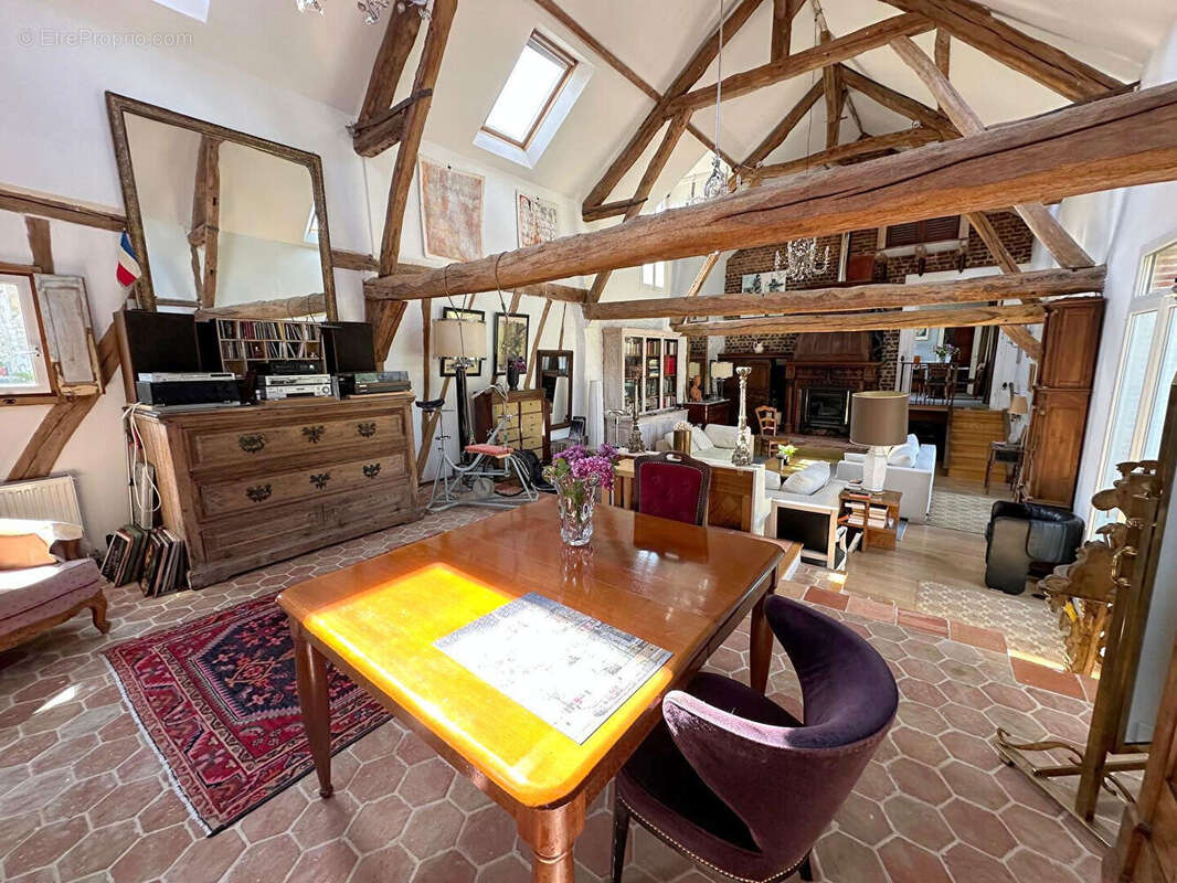 Maison à CHAUMONT-EN-VEXIN