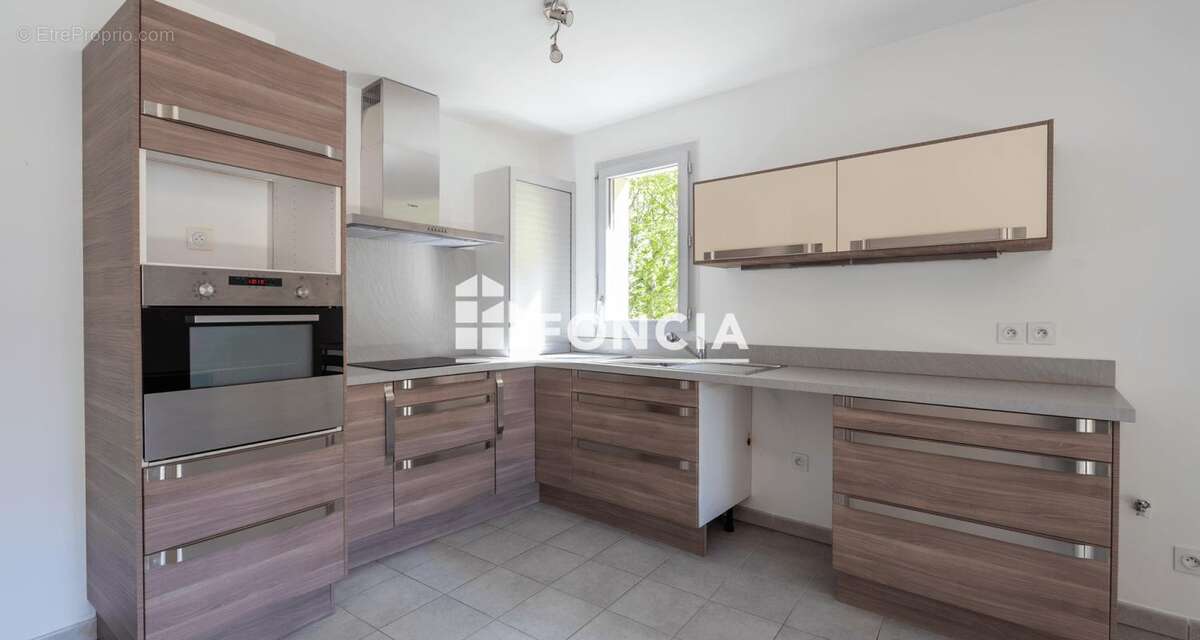 Appartement à MEYREUIL