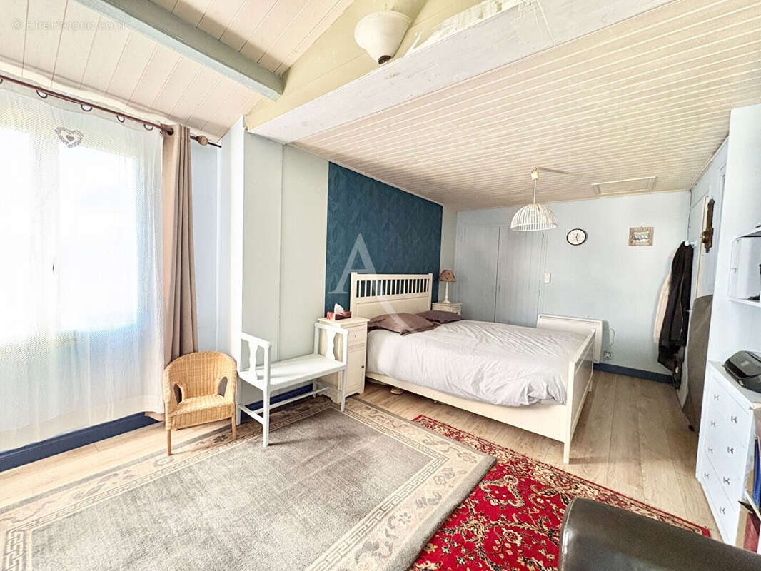 Maison proche du centre et de la plage des Dames - photo 10