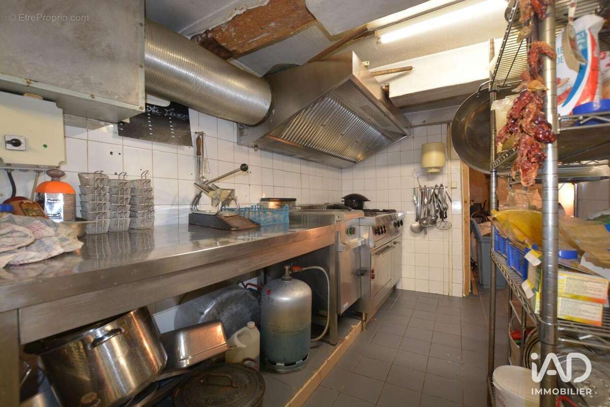 Photo 6 - Commerce à MARCORIGNAN