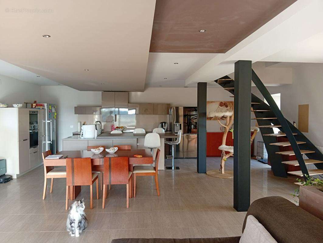 Maison à CAZES-MONDENARD