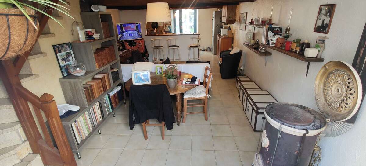 Maison 69 m² à Calmont  - photo 3