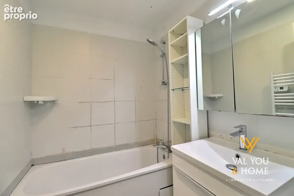 Appartement T4 90 m2 3 chambres 5ème Etage/6 avec ascenseur / Cave / Garage fermé - photo 11