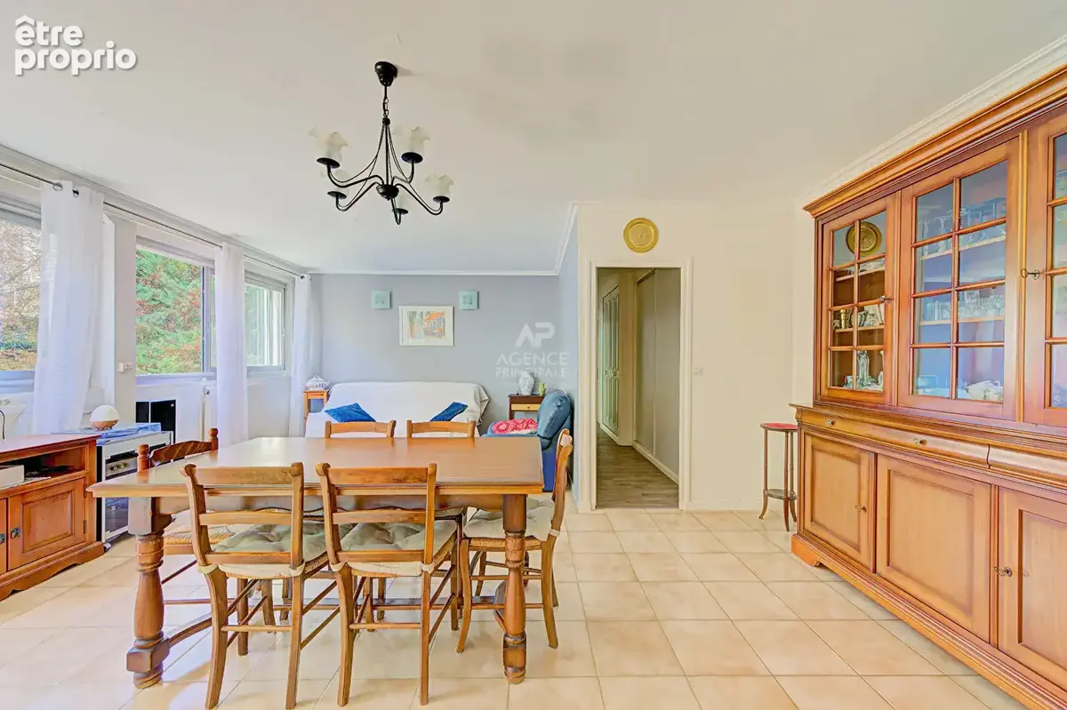 Photo Appartement à Le Pecq au prix de 285 000€