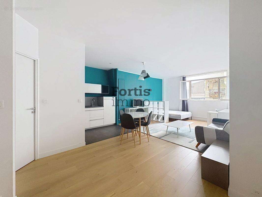 Appartement à PARIS-4E