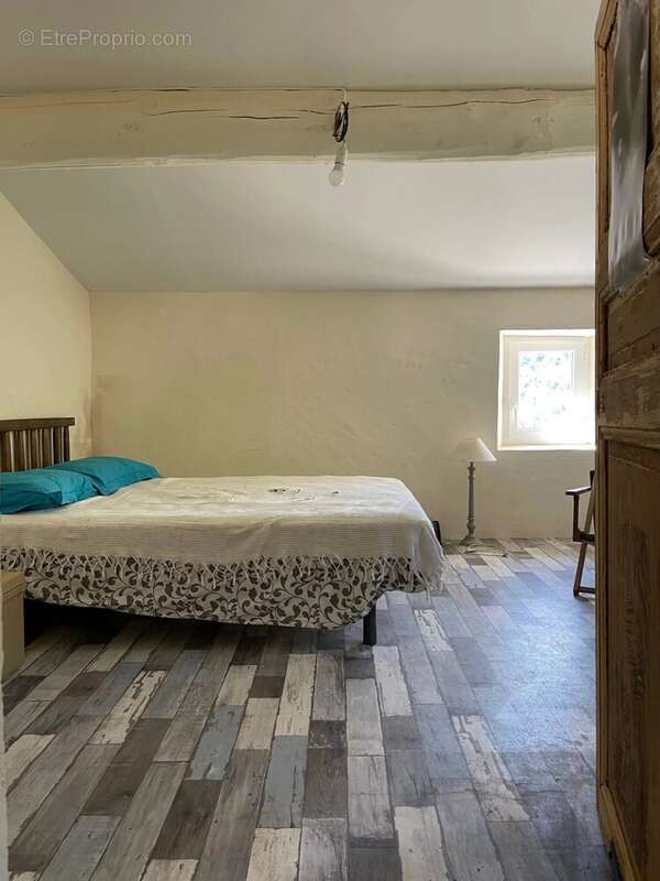 Maison atypique vue dominante - photo 13