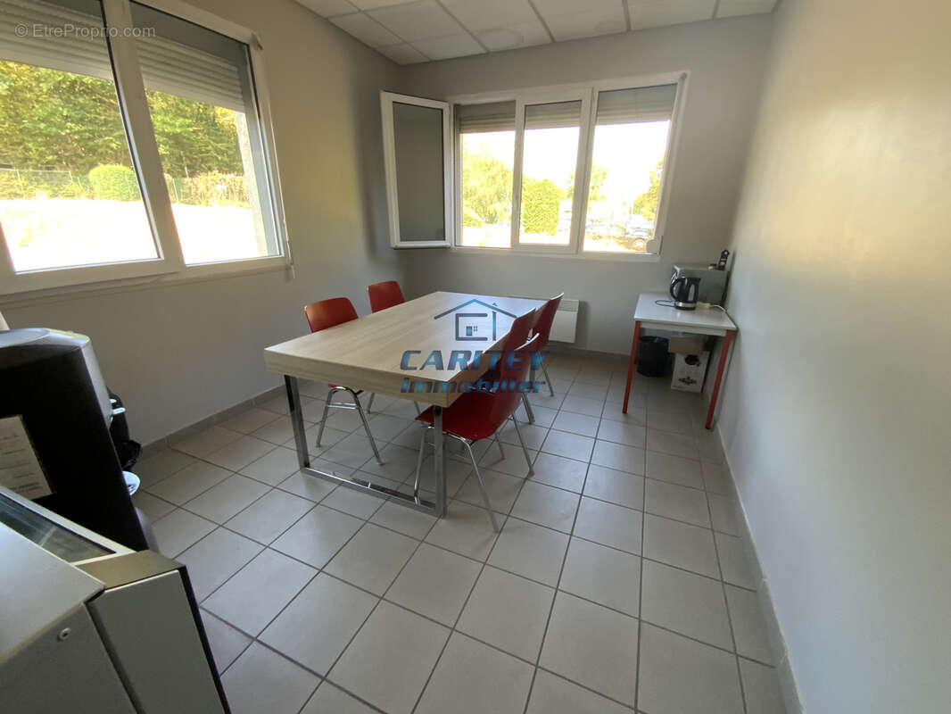 À vendre   Immeuble d'activité loué   Investissement locatif   Proximité de Besançon - photo 14
