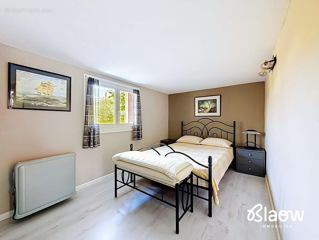 Maison 118 m² à Meyzieu  - photo 9