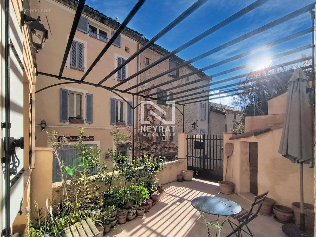 Maison à FAYENCE